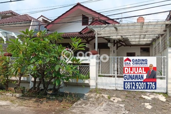 Dijual Rumah 3 Kamar Lokasi Ideal Bagus dan Strategis di Ciracas Dijual Rumah 3 Kamar Lokasi Ideal Bagus dan Strategis di Ciracas