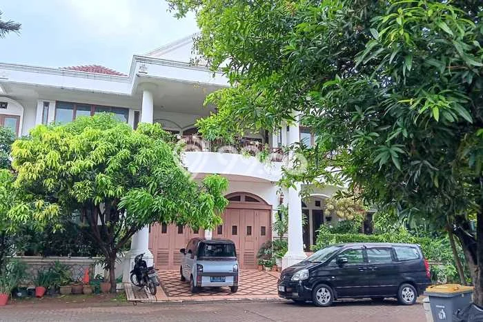 For Sale! Luxury House LT 400m2 Desain Modern di Cibubur For Sale! Luxury House LT 400m2 Desain Modern di Cibubur