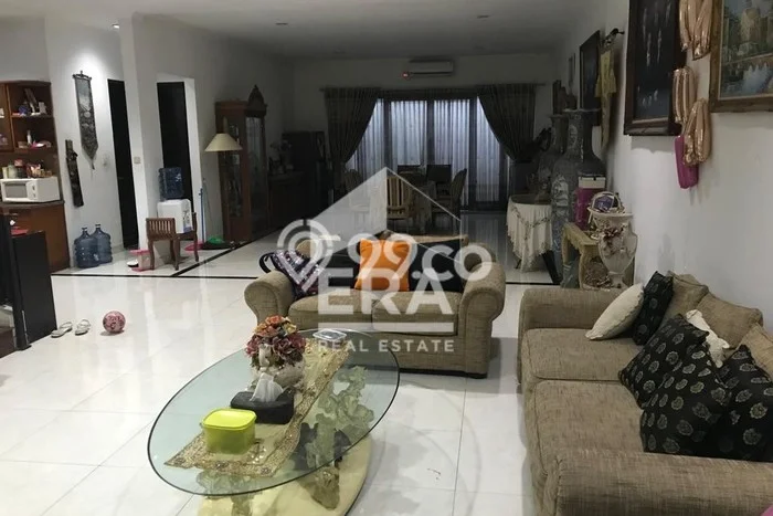 Hunian Mewah LB 290m2 Siap Pakai Desain Elegan di Harjamukti, Depok Hunian Mewah LB 290m2 Siap Pakai Desain Elegan di Harjamukti, Depok