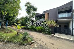 Jual Rumah Mewah Elegan Dengan View Eksklusif di Bintaro, Tangerang Selatan Jual Rumah Mewah Elegan Dengan View Eksklusif di Bintaro, Tangerang Selatan