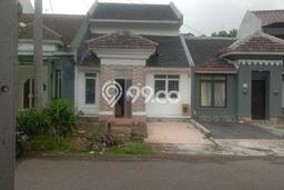 For Sale Hunian Rumah Terawat 3 KT di Sentul City, Bogor For Sale Hunian Rumah Terawat 3 KT di Sentul City, Bogor