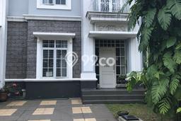 Jual Rumah Mewah Megah Dengan View Eksklusif di Gading Serpong, Tangerang Jual Rumah Mewah Megah Dengan View Eksklusif di Gading Serpong, Tangerang