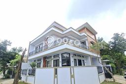Ready to Use! Premium House LT 218m2 Desain Elegan di BSD Kencana Loka Ready to Use! Premium House LT 218m2 Desain Elegan di BSD Kencana Loka