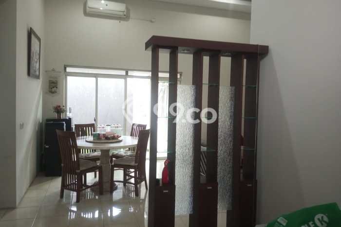 Rumah Sewa Bandung LT 162m2 LB 100m2 Kawasan Kota Baru Parahyangan Rumah Sewa Bandung LT 162m2 LB 100m2 Kawasan Kota Baru Parahyangan