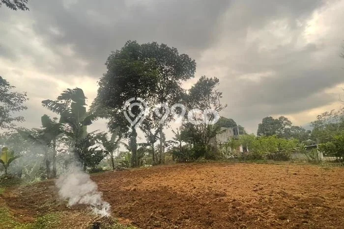 Tanah Kosong Dijual di Purwakarta dengan Area 979m2 Tanah Kosong Dijual di Purwakarta dengan Area 979m2