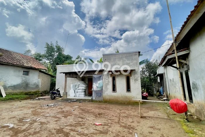 Rumah Minimalis Dijual di Darangdan 2 Kamar dengan LT 277m2 Rumah Minimalis Dijual di Darangdan 2 Kamar dengan LT 277m2