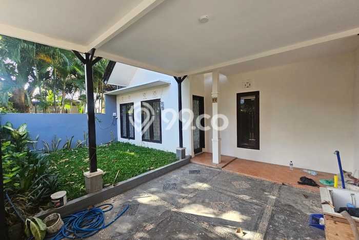 Rumah Elit Modern Siap Huni di Seminyak Badung Rumah Elit Modern Siap Huni di Seminyak Badung