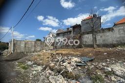 Kavling Tanah Disewakan di Kerobokan Badung Luas 300m2 Strategis Kavling Tanah Disewakan di Kerobokan Badung Luas 300m2 Strategis