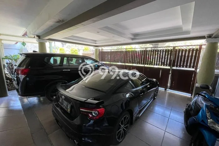 Hunian Mewah LB 600m2 Siap Pakai Desain Elegan di Renon, Denpasar Hunian Mewah LB 600m2 Siap Pakai Desain Elegan di Renon, Denpasar