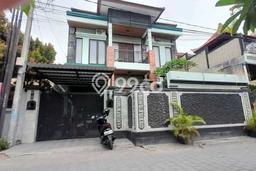 BEST PRICE! Rumah Berkualitas area Denpasar Selatan, LT 167m2m² Bangunan 200m2m² BEST PRICE! Rumah Berkualitas area Denpasar Selatan, LT 167m2m² Bangunan 200m2m²