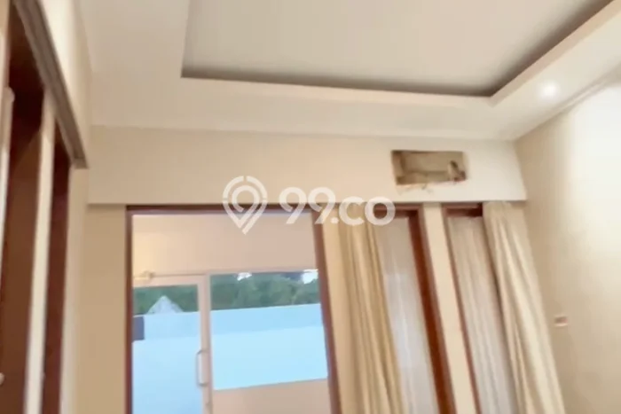 Rumah Disewakan Jakarta Selatan LT 250m2 LB 250m2 Kawasan Cipete Rumah Disewakan Jakarta Selatan LT 250m2 LB 250m2 Kawasan Cipete