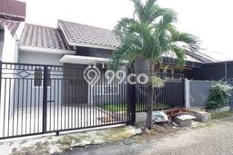 Rumah di Medokan Ayu, 2 KT, Lingkungan Elite, LT 110m² LB 82m² Rumah di Medokan Ayu, 2 KT, Lingkungan Elite, LT 110m² LB 82m²