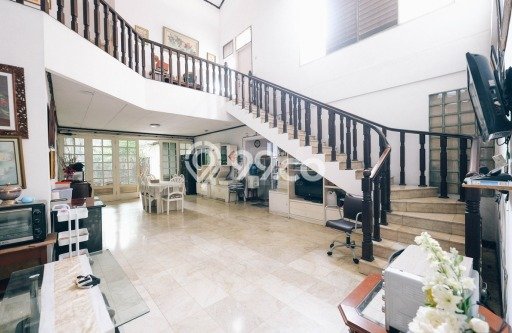 Rumah Elit Modern Tanpa Renovasi di Tomang Jakarta Barat Rumah Elit Modern Tanpa Renovasi di Tomang Jakarta Barat