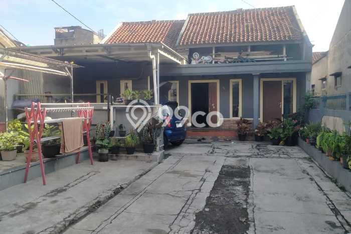 Rumah Modern 3 KT di Sariwangi Bandung Unfurnished Rumah Modern 3 KT di Sariwangi Bandung Unfurnished