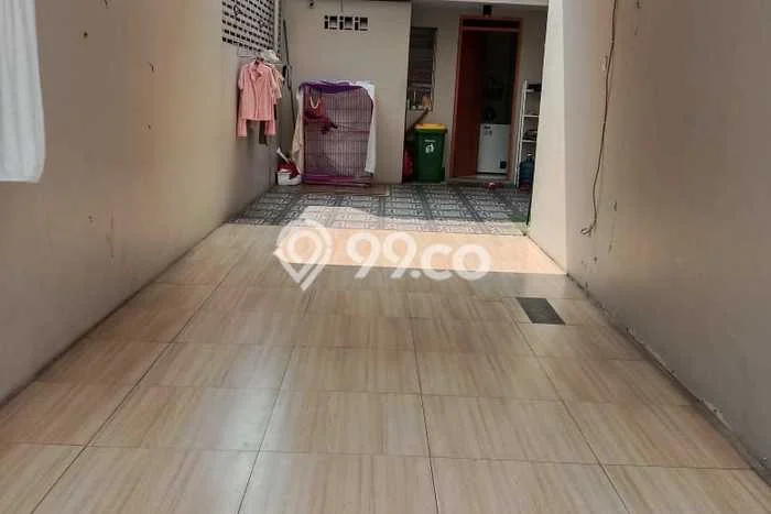 Rumah Minimalis 4 KT di Sarijadi Bandung Semi Furnished Rumah Minimalis 4 KT di Sarijadi Bandung Semi Furnished