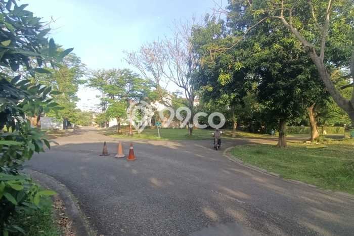 Dijual Tanah Lokasi Strategis di Kota Legenda, Luas 400m², Dekat Transportasi Dijual Tanah Lokasi Strategis di Kota Legenda, Luas 400m², Dekat Transportasi