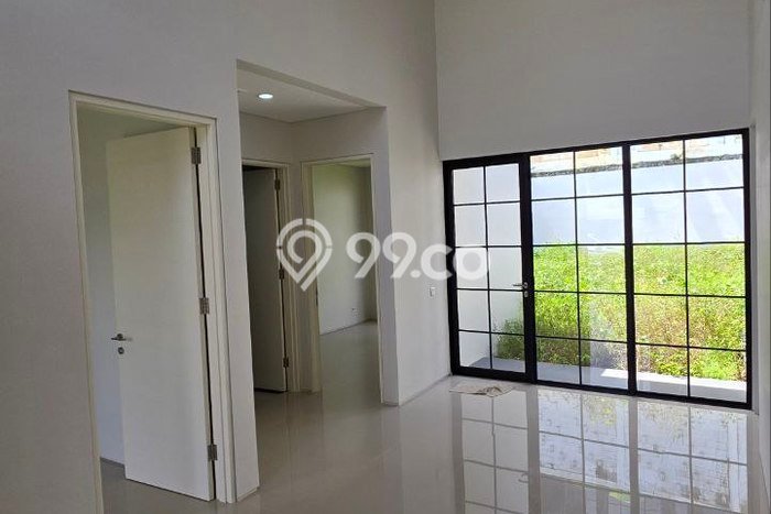 Dijual Rumah Luas Elegan Dengan View Cantik di Villa Puncak Tidar, Malang Dijual Rumah Luas Elegan Dengan View Cantik di Villa Puncak Tidar, Malang