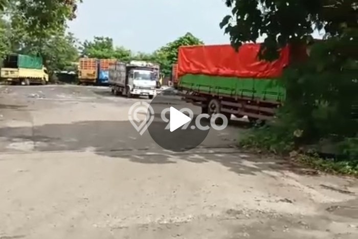 Tanah Kosong Dijual di Jakarta Timur dengan Area 27000m2 Tanah Kosong Dijual di Jakarta Timur dengan Area 27000m2
