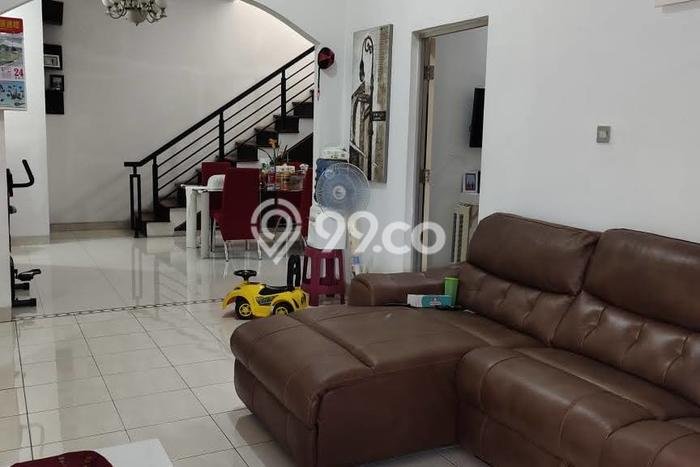 Dijual Hunian Rumah Terawat 4 KT di harapan indah, Bekasi Dijual Hunian Rumah Terawat 4 KT di harapan indah, Bekasi