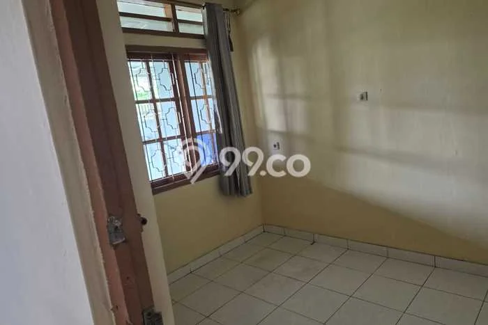 Rumah Disewakan Jakarta Barat LT 90m2 LB 130m2 Kawasan Taman Palem Rumah Disewakan Jakarta Barat LT 90m2 LB 130m2 Kawasan Taman Palem