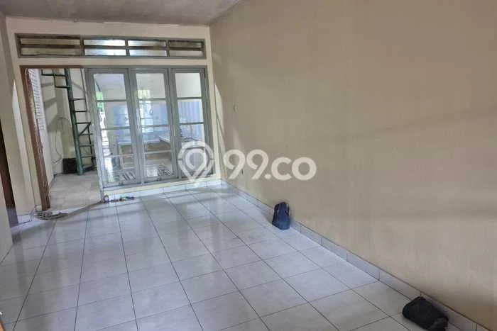 Rumah Disewakan Jakarta Barat LT 90m2 LB 130m2 Kawasan Taman Palem Rumah Disewakan Jakarta Barat LT 90m2 LB 130m2 Kawasan Taman Palem