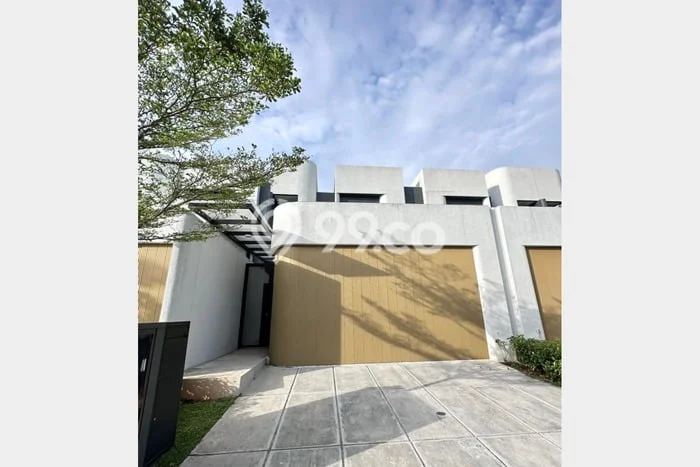 Rumah Tenang di , 3 KT, LT 109m2m² Bangunan 120m2m² Rumah Tenang di , 3 KT, LT 109m2m² Bangunan 120m2m²