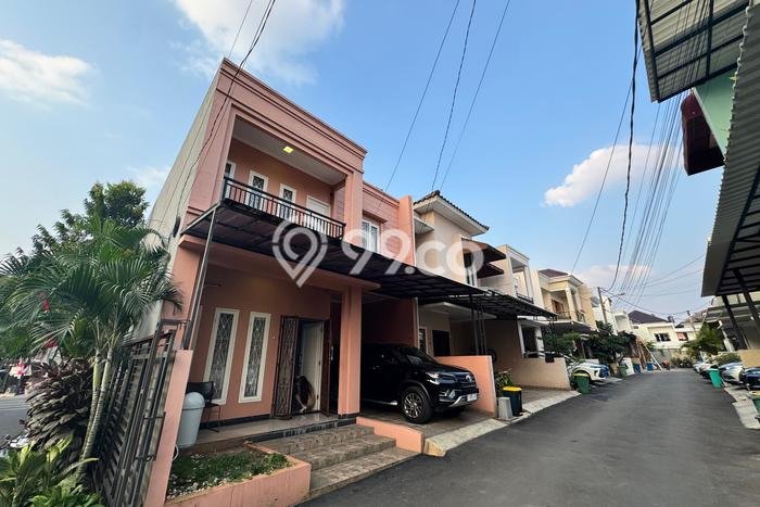 HUNIAN PILIHAN! Rumah kawasan , 3 KT, Lingkungan Asri, LT 98m2m² LB 180m2m² HUNIAN PILIHAN! Rumah kawasan , 3 KT, Lingkungan Asri, LT 98m2m² LB 180m2m²