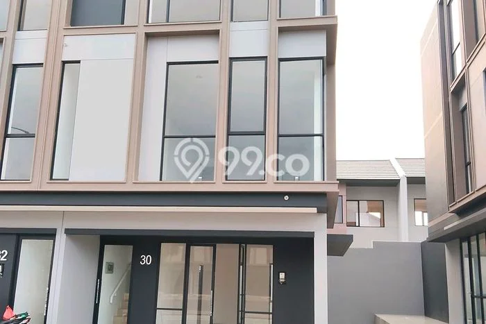 Unit Ruko disewakan di Serpong Tangerang Selatan dengan LT 115m2 / LB 165m2 Unit Ruko disewakan di Serpong Tangerang Selatan dengan LT 115m2 / LB 165m2