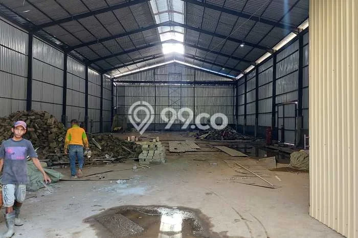 Unit Gudang Paling Strategis di Kebon Jeruk Jakarta Barat dengan LB 814m2 Unit Gudang Paling Strategis di Kebon Jeruk Jakarta Barat dengan LB 814m2