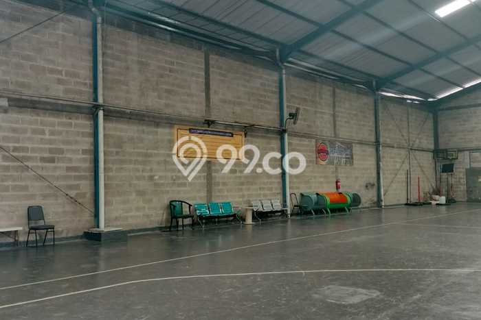 Unit Gudang Disewa Lokasi Karawaci, Tangerang Spesifikasi Luas Bangunan 1700m2 Unit Gudang Disewa Lokasi Karawaci, Tangerang Spesifikasi Luas Bangunan 1700m2