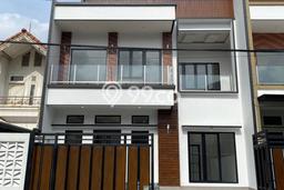 Dijual Rumah Mewah Megah Dengan View Eksklusif di BSD Nusaloka, Tangerang Dijual Rumah Mewah Megah Dengan View Eksklusif di BSD Nusaloka, Tangerang