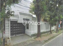 Dijual Rumah Premium dengan Fasilitas Sekitar Komplit di Menteng, Jakarta Pusat Dijual Rumah Premium dengan Fasilitas Sekitar Komplit di Menteng, Jakarta Pusat