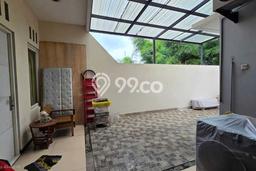 Rumah Modern Minimalis 4 Kamar Siap Huni di Banyumanik Rumah Modern Minimalis 4 Kamar Siap Huni di Banyumanik