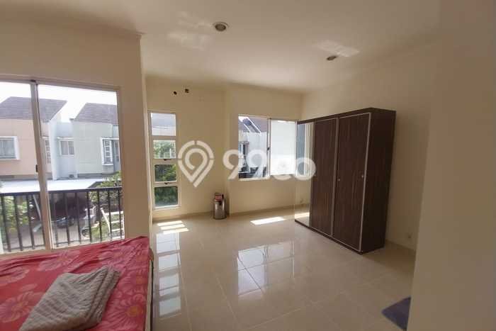 Rumah Elit Modern Tanpa Renovasi di Gading Serpong Tangerang Rumah Elit Modern Tanpa Renovasi di Gading Serpong Tangerang