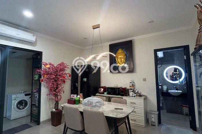 Hunian Mewah LB 150m2 Siap Pakai Desain Elegan di Gading Serpong, Tangerang Hunian Mewah LB 150m2 Siap Pakai Desain Elegan di Gading Serpong, Tangerang