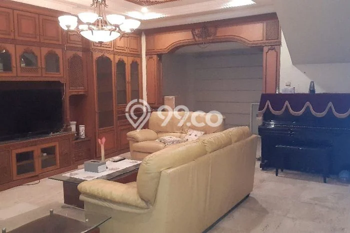 Hunian Mewah Dijual LT 187m2 di Kelapa Gading, Jakarta Utara Hunian Mewah Dijual LT 187m2 di Kelapa Gading, Jakarta Utara