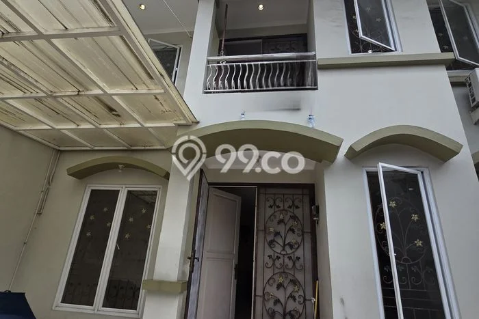 Rumah Modern Cantik 5 Kamar Siap Huni di Kelapa Gading Rumah Modern Cantik 5 Kamar Siap Huni di Kelapa Gading