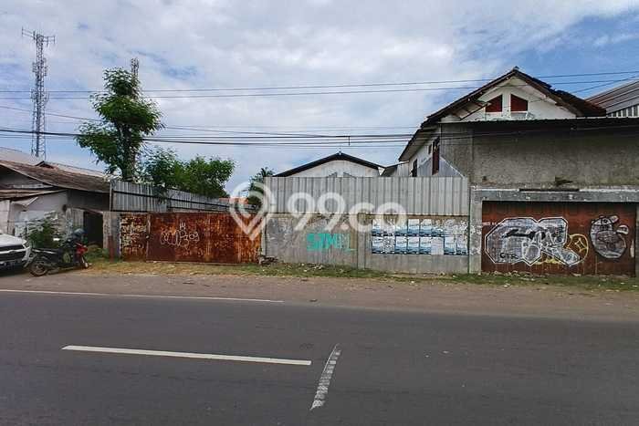 AREA PREMIUM! Gudang di Mundu, Luas 600m², Pusat Komersial AREA PREMIUM! Gudang di Mundu, Luas 600m², Pusat Komersial