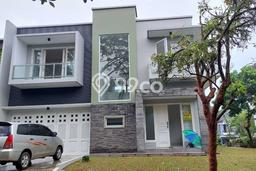 Dijual Rumah Premium dengan Fasilitas Sekitar Komplit di BSD, Tangerang Selatan Dijual Rumah Premium dengan Fasilitas Sekitar Komplit di BSD, Tangerang Selatan