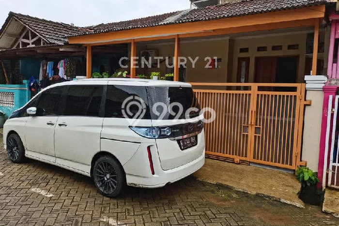 For Sale Rumah 2 Kamar Lokasi Strategis Nyaman dan Strategis di Cibodas For Sale Rumah 2 Kamar Lokasi Strategis Nyaman dan Strategis di Cibodas