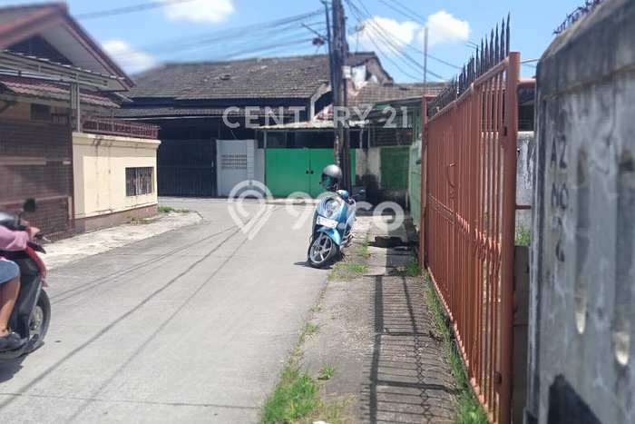 Rumah Luas Asri 3 KT Siap Pakai di Batu Ceper Tangerang Rumah Luas Asri 3 KT Siap Pakai di Batu Ceper Tangerang