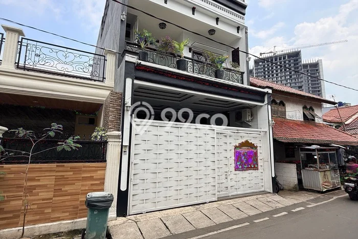Best Deal Hunian Mewah Ideal dan Luas di Cilandak, Jakarta Selatan Best Deal Hunian Mewah Ideal dan Luas di Cilandak, Jakarta Selatan