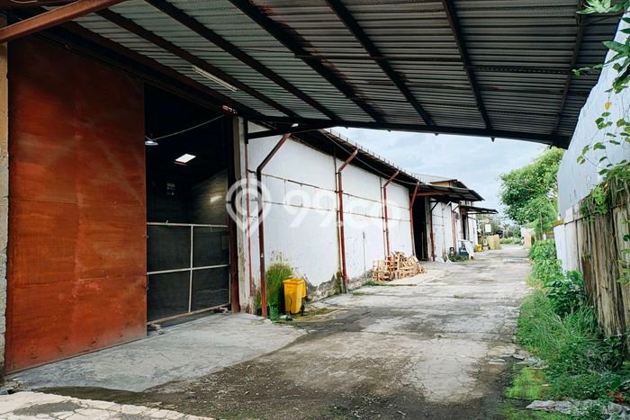 Disewakan Gudang di Denpasar Utara Denpasar LT 2200m2, LB 1500m2 Disewakan Gudang di Denpasar Utara Denpasar LT 2200m2, LB 1500m2