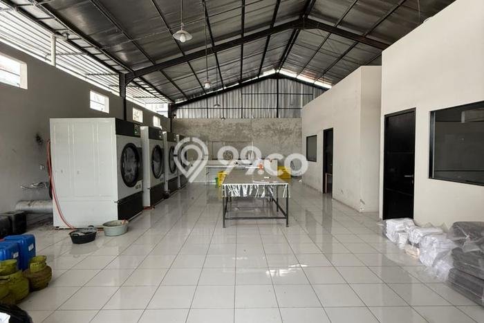 Unit Gudang Dijual di Denpasar LT 300m2 & LB 280m2 Unit Gudang Dijual di Denpasar LT 300m2 & LB 280m2