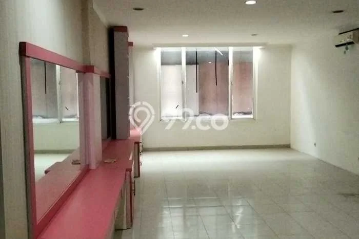 Ruko Disewa di Kesambi, Cirebon, LT 75m2 / LB 263m2 Ruko Disewa di Kesambi, Cirebon, LT 75m2 / LB 263m2