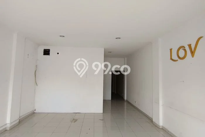 Untuk Disewa Ruko di Kesambi Cirebon LT 75m2, LB 300m2 Untuk Disewa Ruko di Kesambi Cirebon LT 75m2, LB 300m2
