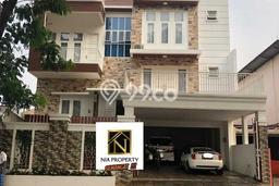 Rumah Elit Modern Siap Huni di Citra Grand Jakarta Timur Rumah Elit Modern Siap Huni di Citra Grand Jakarta Timur