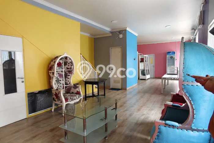Unit Ruko Dijual di Jakarta Timur LT 75m2 & LB 225m2 Unit Ruko Dijual di Jakarta Timur LT 75m2 & LB 225m2