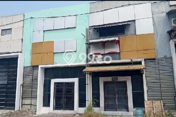 Disewakan Gudang di Waru Sidoarjo LT 300m2, LB 300m2 Disewakan Gudang di Waru Sidoarjo LT 300m2, LB 300m2
