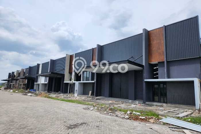 Area Ramai! Gudang Dijual di Wonoayu untuk Bisnis Luas Bangunan 1104m2 Area Ramai! Gudang Dijual di Wonoayu untuk Bisnis Luas Bangunan 1104m2